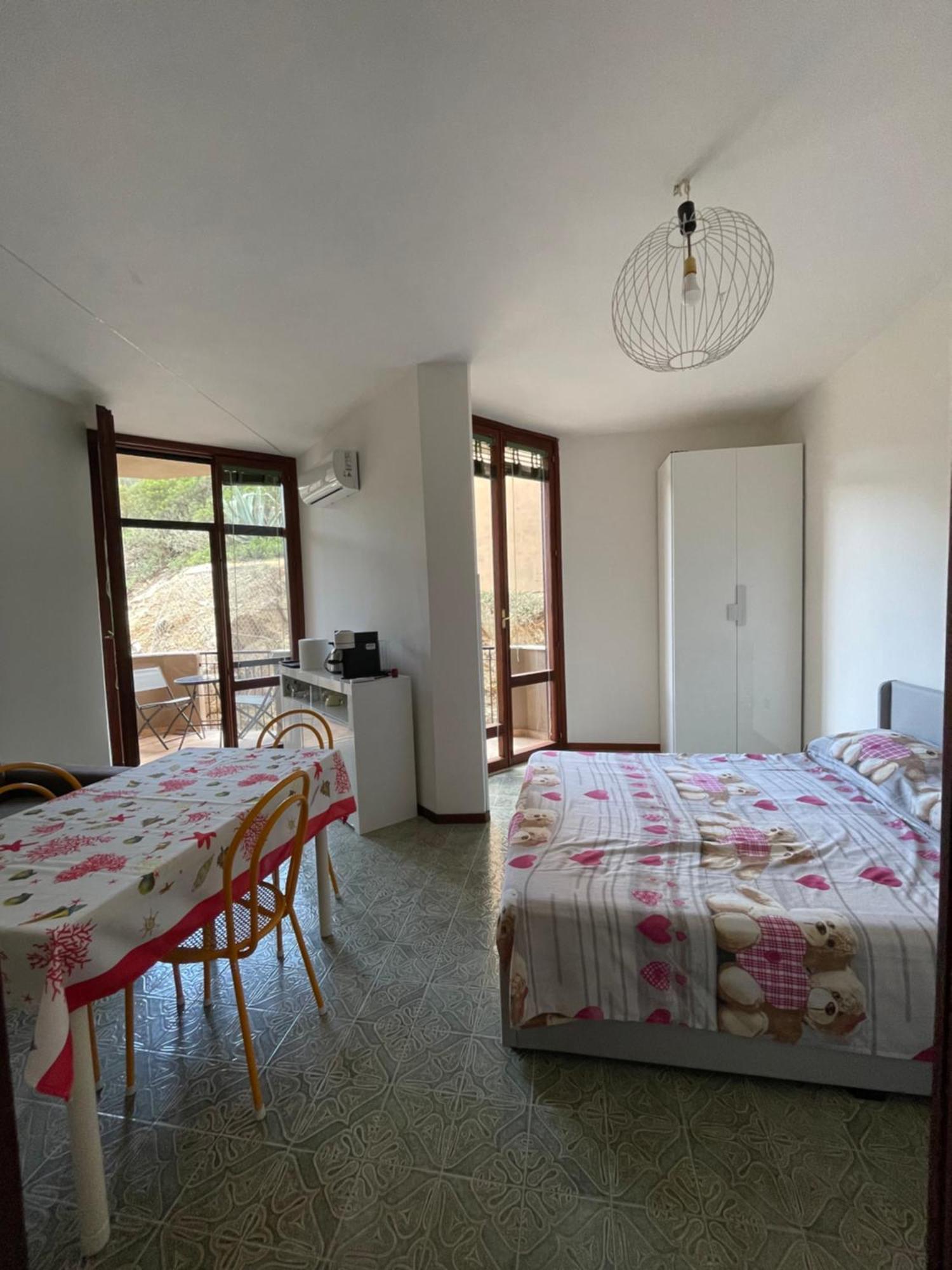 Gli Appartamenti Di Francuzzo Теулада Номер фото